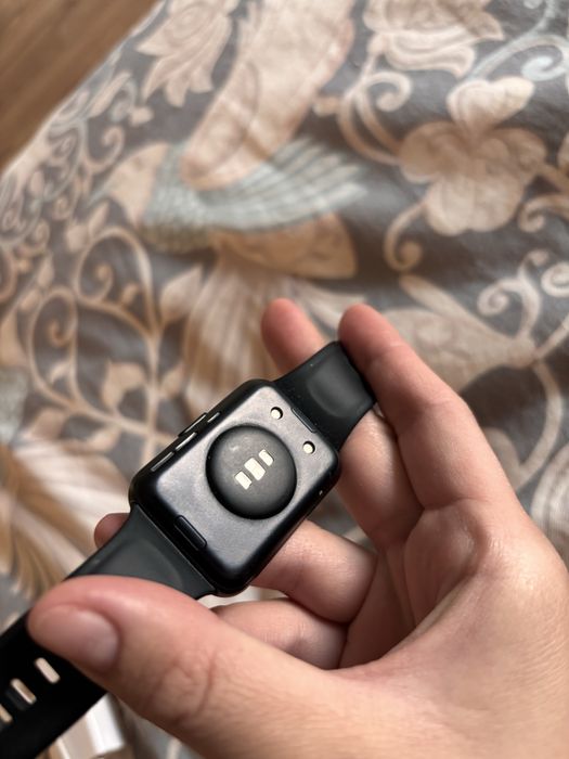 Смарт часы HUAWEI фит