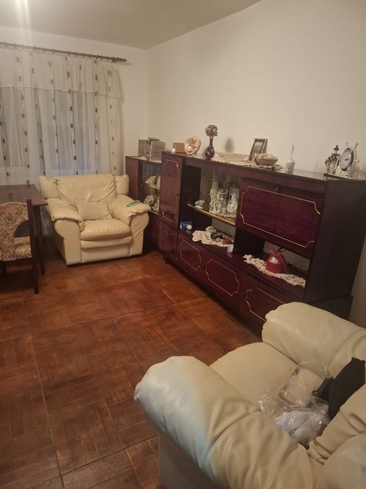 Chirie apartament cu 3 camere