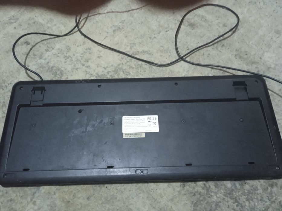 Продам клавиатуру