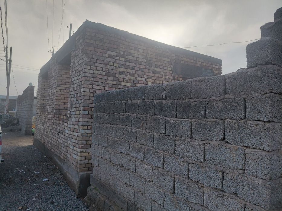 Уй сотилади 5.18соток