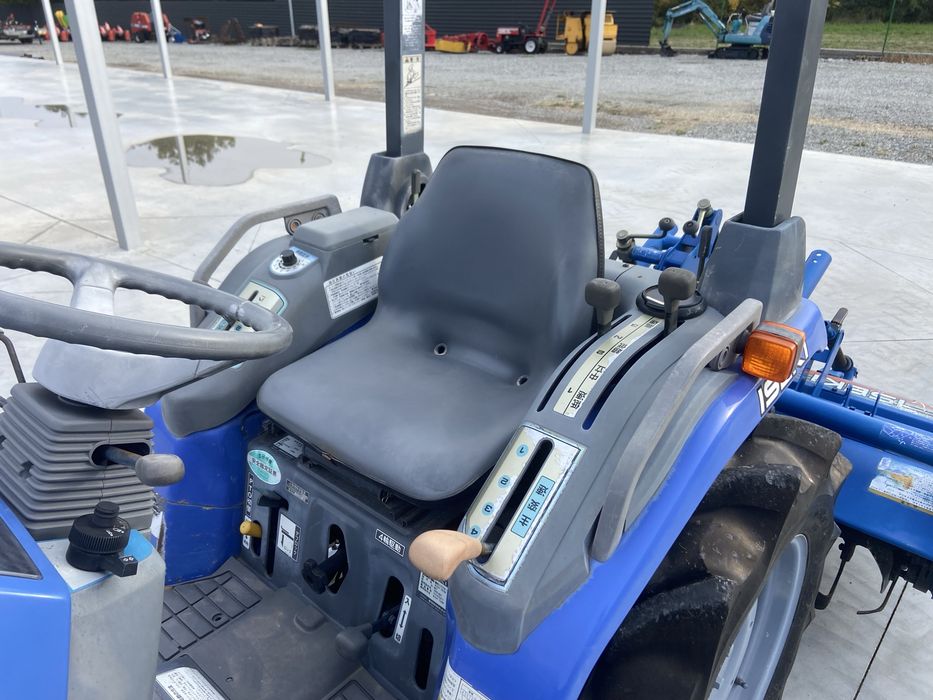 Tarctor japonez Iseki BlueHunter, 4x4, 22cp, Model nou