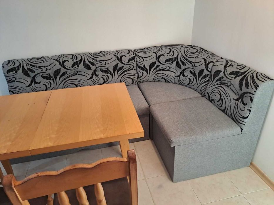 Дава се под наем Тристаен апартамент в Варна, Колхозен пазар - 72 кв.м за 510 € - Снимка #1