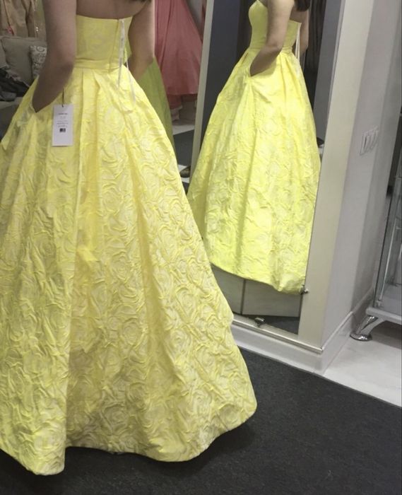 Вечернее платье Sherri Hill