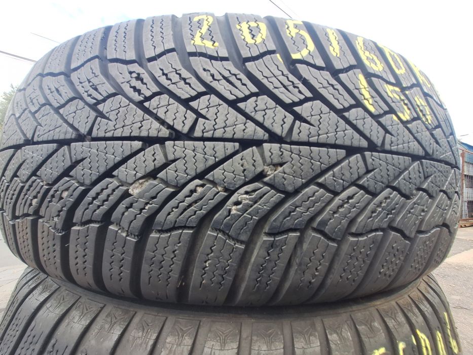 2 anvelope iarna  205/60r16 Kumho 2025/2023 Montaj Gratuit