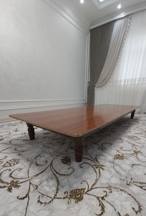 Столлар сатылады