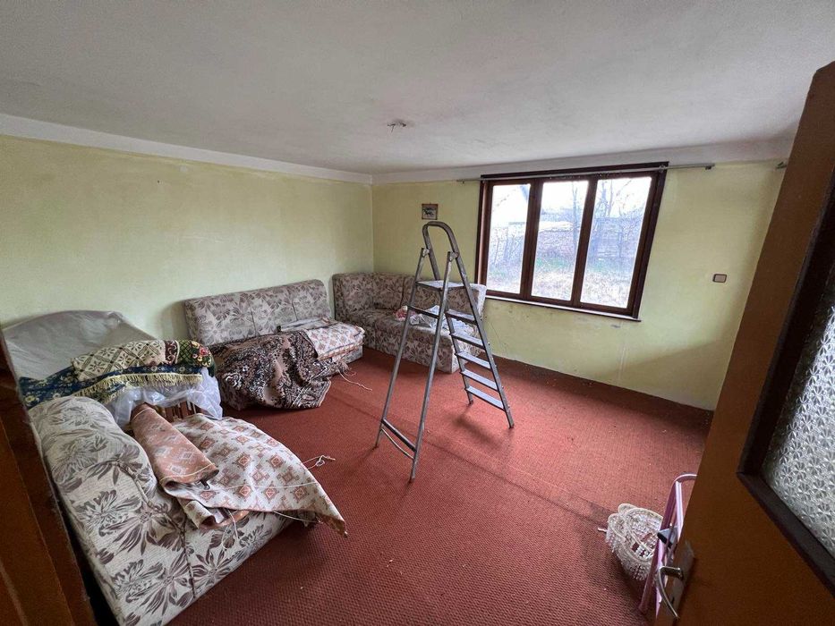 Продава се Къща в с. Кардам, Област Търговище - 132 кв.м за 348 €/кв.м - Снимка #3