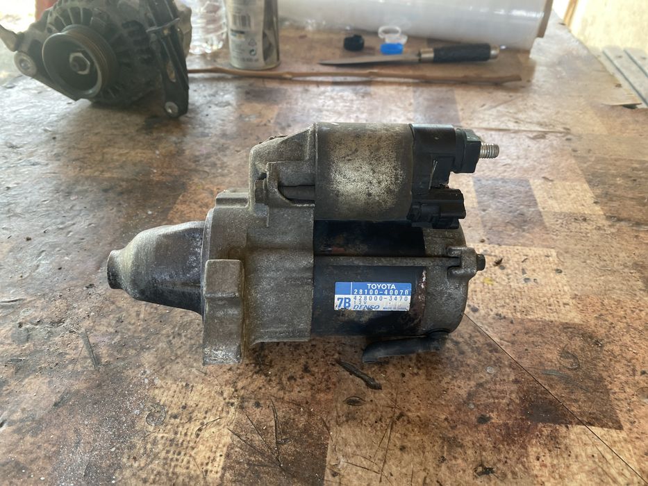 Стартер за тойота ярис 1.0 2007 година