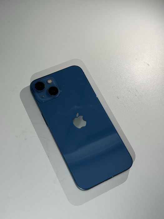 Продам iphone 13