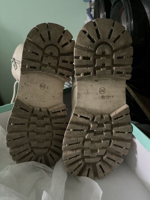 Кожанные женские ботинки