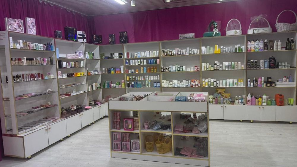 Мебель для магазин