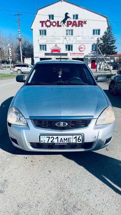 Priora 2013 седан