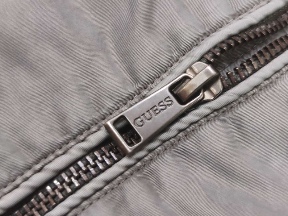 Geaca Guess Gri M