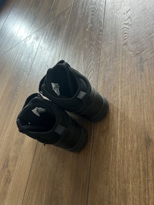 Vand adidasi Nike air force high nr 36