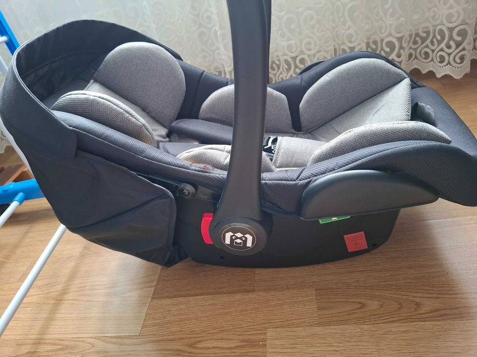 Vând scoica auto noua