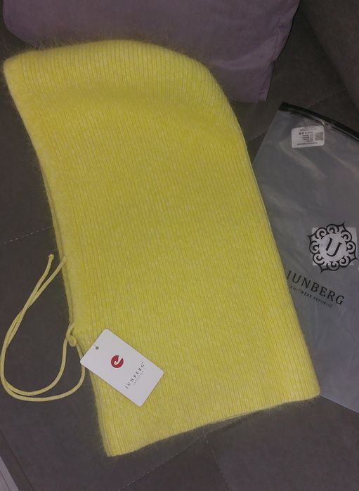 Новые Шапка , капор