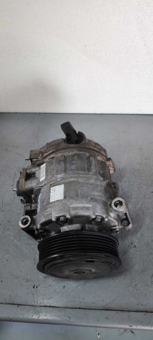 Compresor clima volkswagen vw  golf 5 hatchback 1.4 BLG cod 1K0820859C