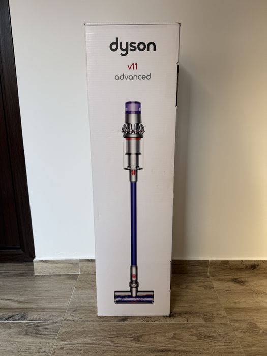 Aspirator vertical Dyson V11 Advanced - Nou - Sigilat