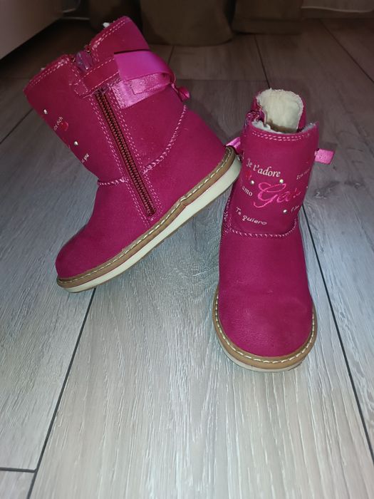 Маратонки Skechers ,ботуши Guess,keцове Mayoral и пантофи BeFado+подарък