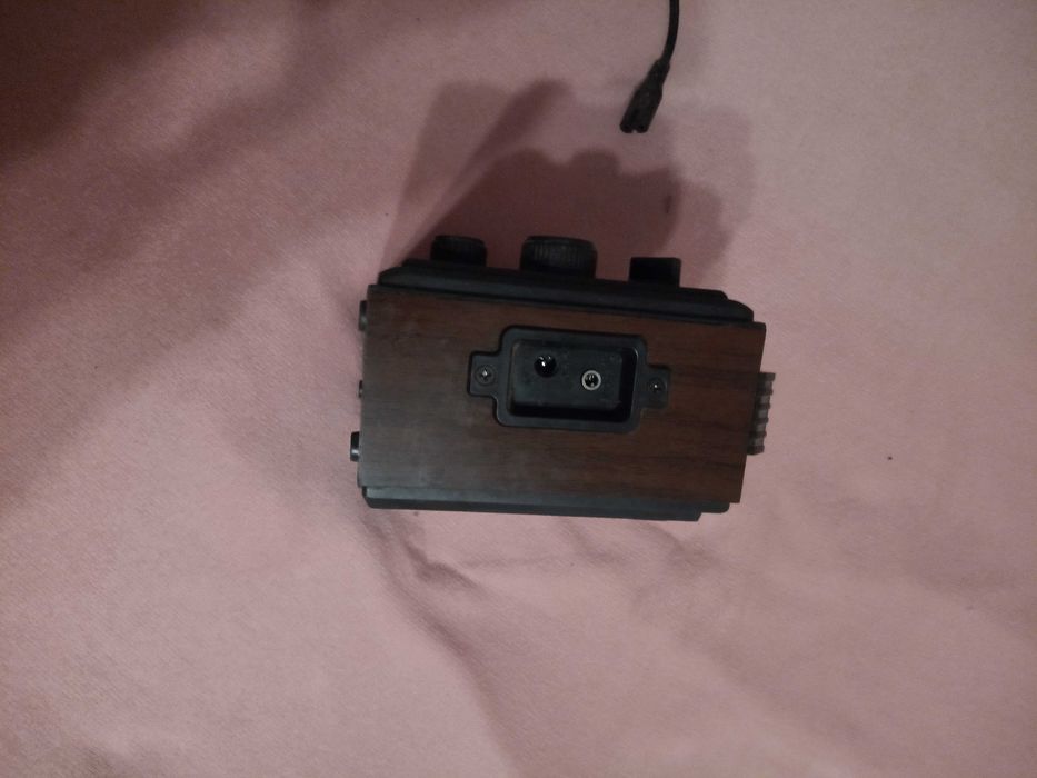 Radio portabil gen retro carcasă plastică lemn funcțional