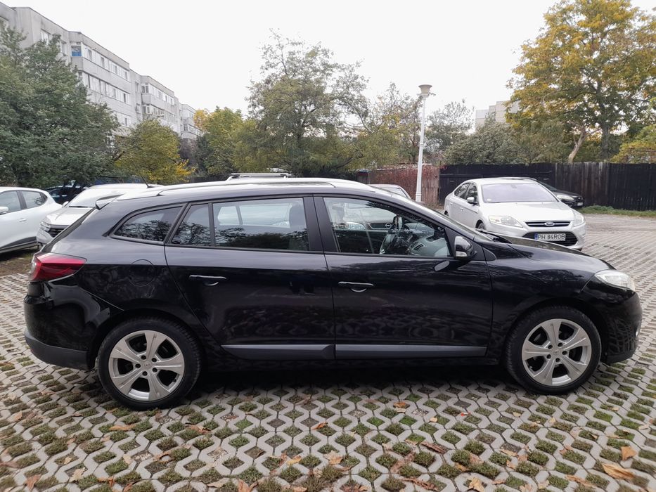RENAULT Megane 2012 — imagine 2