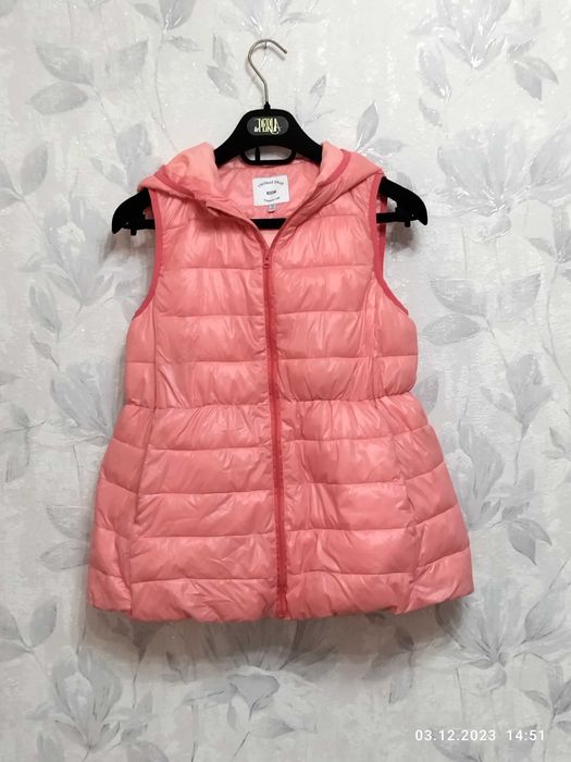 Безрукавка на рост 152 см.