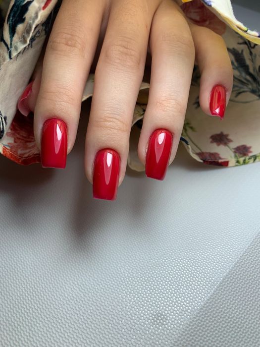 Наращивание ногтей