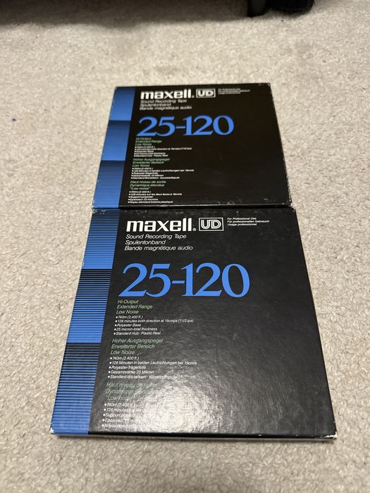 2 benzi magnetofon Maxell 25-120
