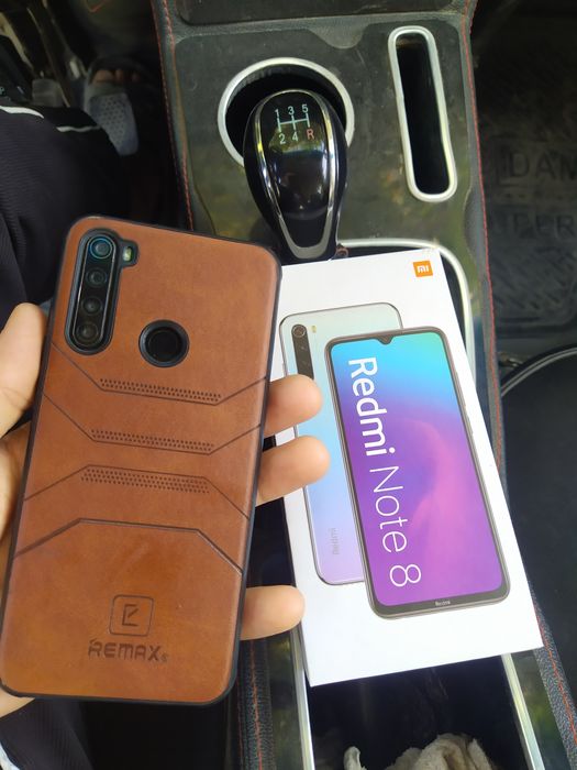 Redmi note 8  sotiladi xotira 64 Gb