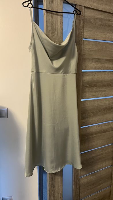 Rochita satin vernil M