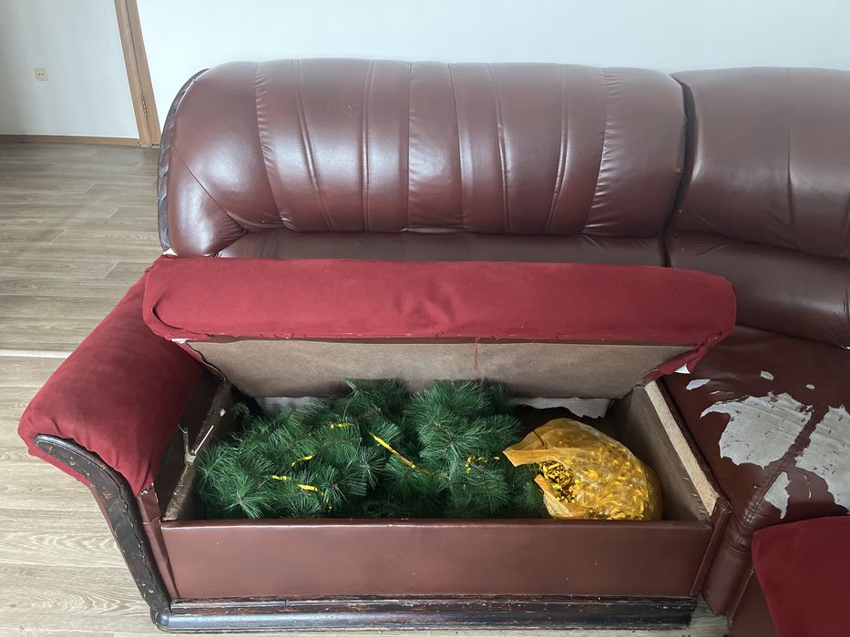Продам б/у диван