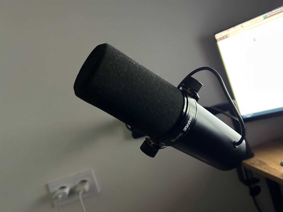 Микрофон Shure SM7DB