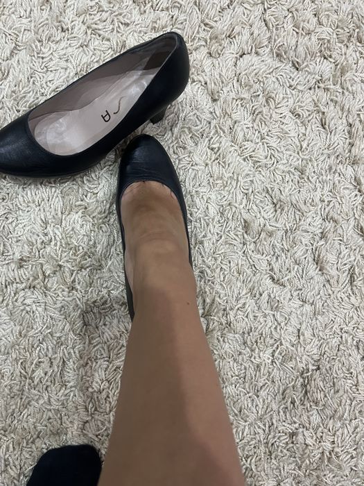 Pantofi Unisa din piele, marimea 38