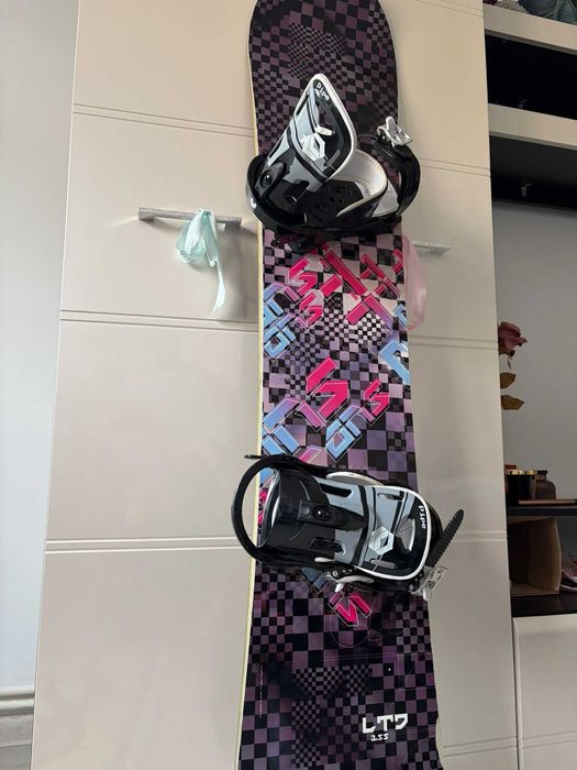 Placă SNOWBOARD LTD - 155 cm