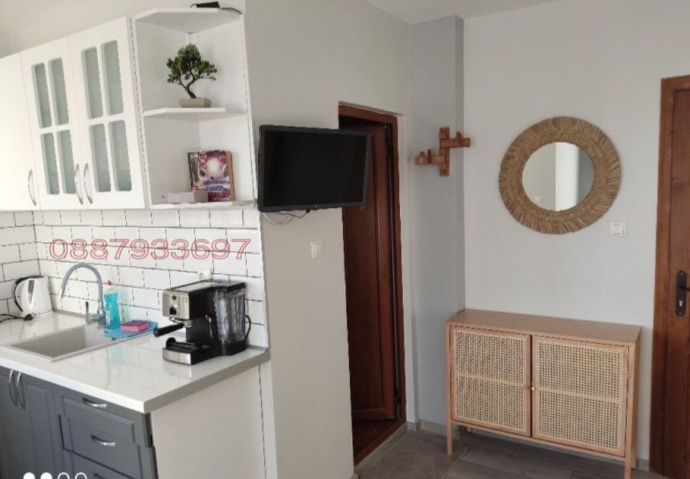 Дава се под наем Едностаен апартамент в Созопол - 21 кв.м за 198.39 € - Снимка #2