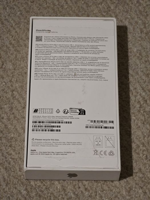 Telefon mobil Apple iPhone 16 Pro Max, 256GB, 5G, Natural Titanium