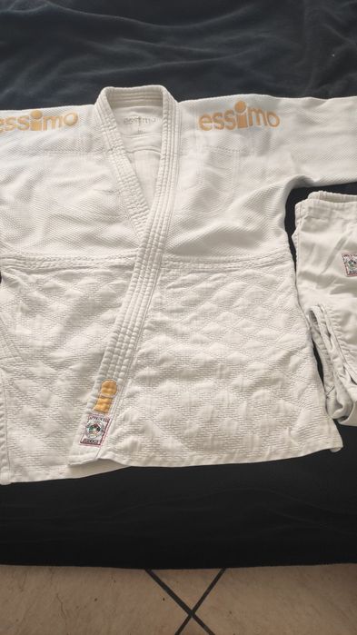 Джудо кимоно лицензирано 1.55 ESSIMO