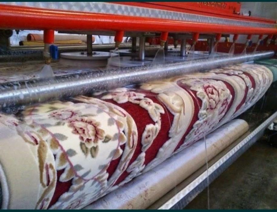 Стирка всех видов ковров на профессиональном оборудовании.