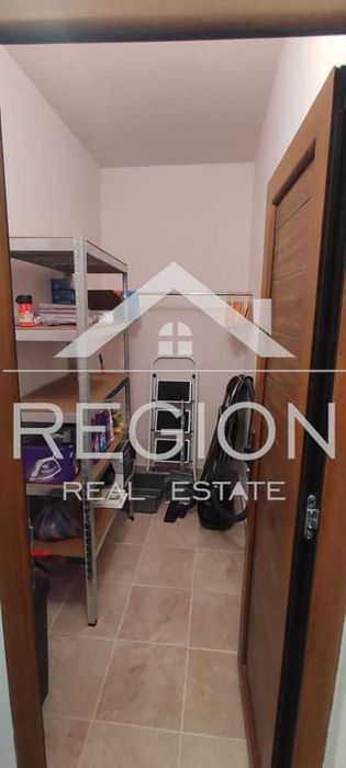 Дава се под наем Тристаен апартамент в Варна, Окръжна болница - 82 кв.м за 612 € - Снимка #12