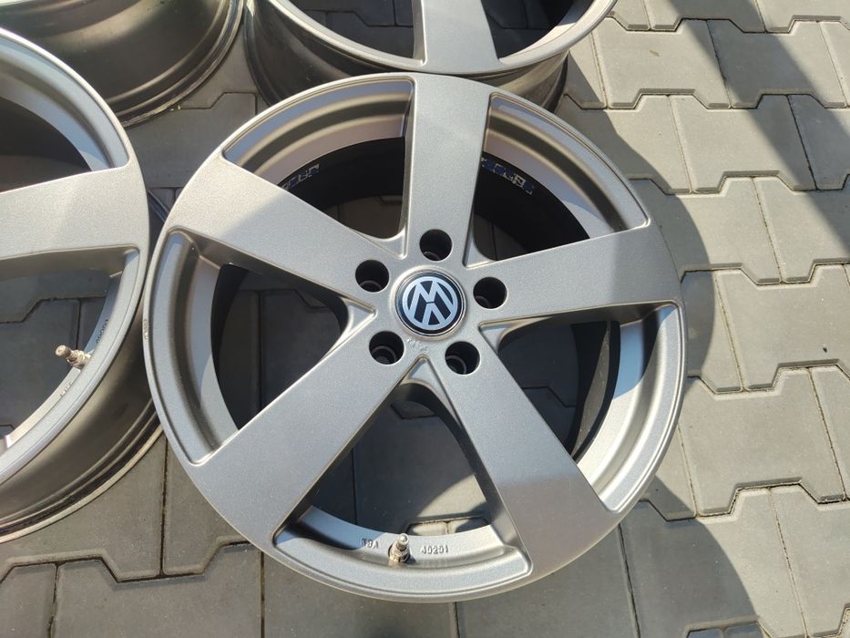 17 5x112 Vw Touran Caddy Golf Skoda Audi 5х112
