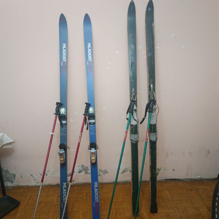 Продаются лыжи. Комплект.