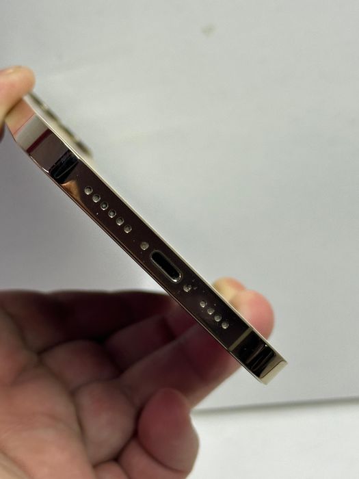 Продам Айман 12 Про Макс 128г