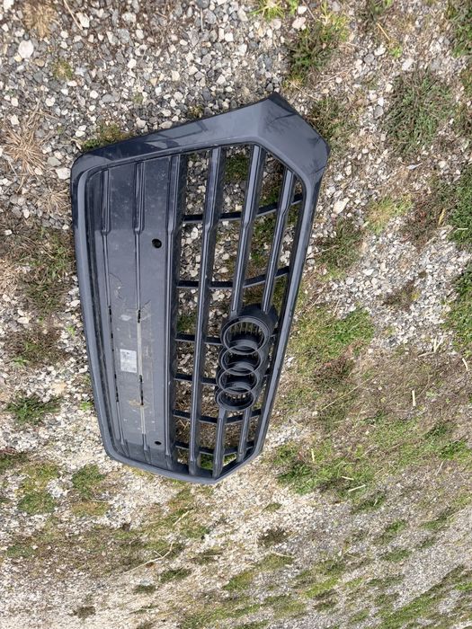 Решетка за Audi Q5 S Line