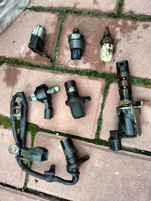 Автозапчасти на 30ку