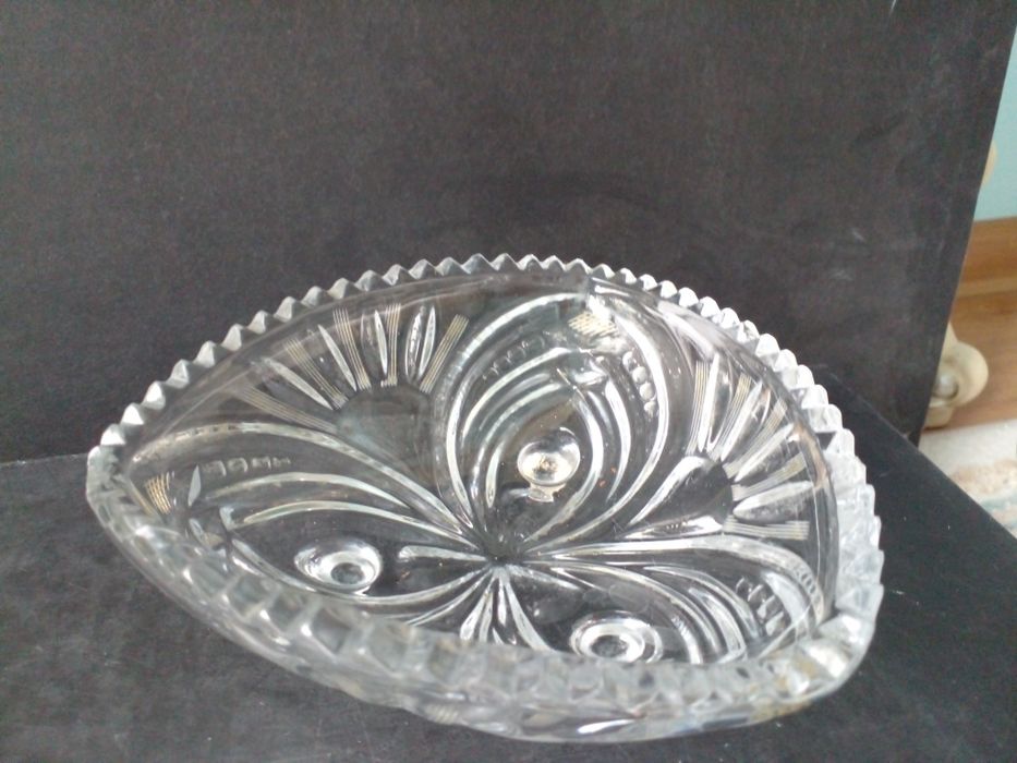 Хрустальная и другая посуда