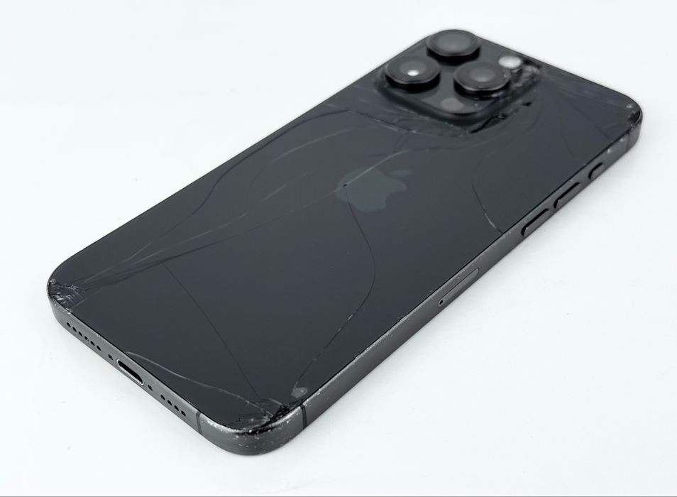 Apple iPhone 15 Pro Max 256GB Titanium Black Отличен