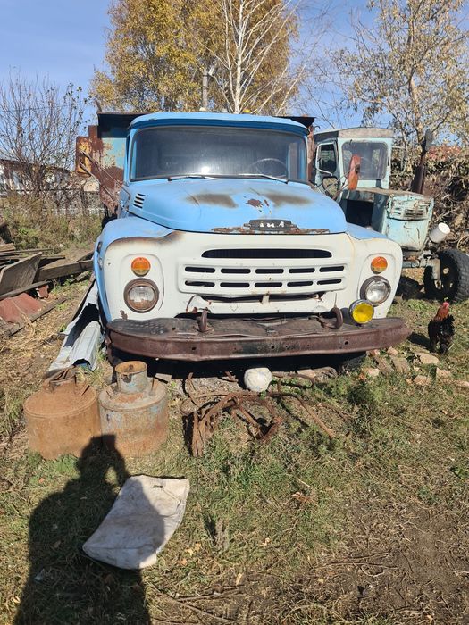 Продаю зил на фото предоставлено