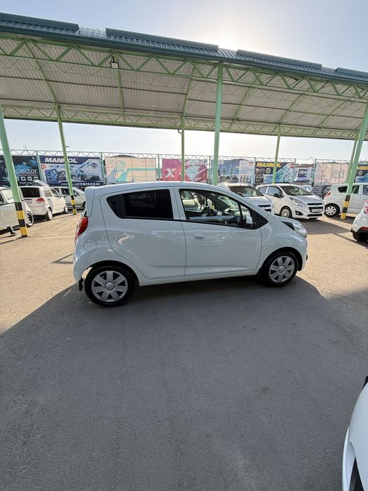 Spark 2020 sotiladi kraskas toza myatinas bor rasmda korsatilga