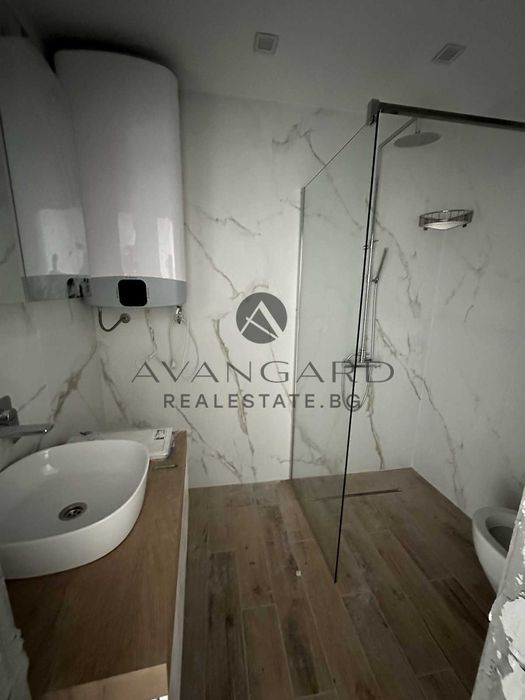 Продава се Тристаен апартамент в Пловдив, Център - 95 кв.м за 2137 €/кв.м - Снимка #6