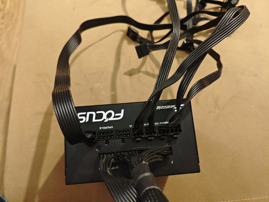 Sursa Modulara 650W Seasonic Focus GX-650 Gold Plus