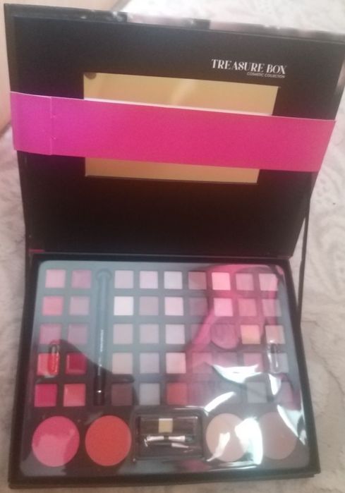 Trusa machiaj profesionist